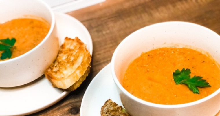 Cozy Homemade Vegan Tomato Soup