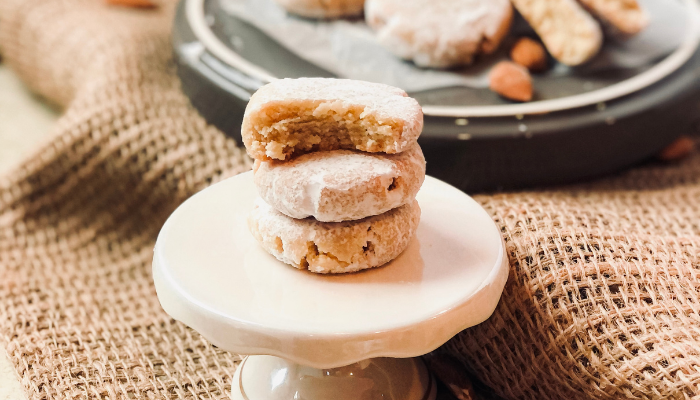 Amaretti Cookies