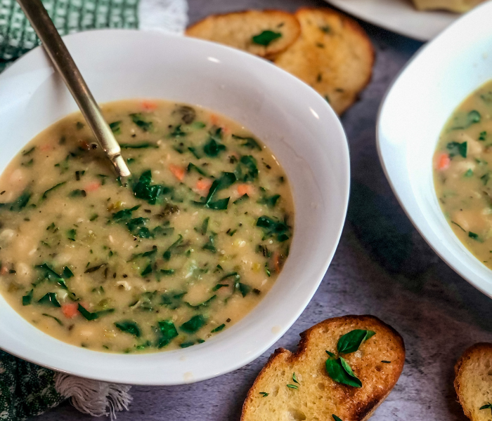 Roasted Garlic Beans and Greens Soup